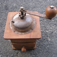 Мелница мелничка, снимка 1 - Антикварни и старинни предмети - 28282660