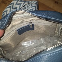 нова чанта, естествена кожа в син цвят , снимка 4 - Чанти - 42963936