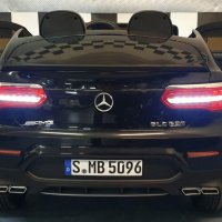 Двуместен акумулаторен джип Mercedes GLC63 (лицензиран), MP4 видео дисплей, 4x4, снимка 12 - Детски велосипеди, триколки и коли - 26947744