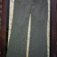Дамски панталон размер 42, снимка 1 - Панталони - 36498619