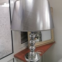 Красива настолна лампа - голяма, снимка 1 - Настолни лампи - 37932318