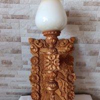 Стара дърворезба с лампа - ловни мотиви - 62/28см , снимка 1 - Антикварни и старинни предмети - 43711187