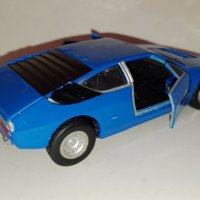 Lamborghini Urraco P250 (1970) Maisto 1:37, снимка 5 - Колекции - 42389505