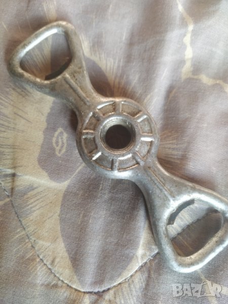 Стара двустранна отварачка , снимка 1