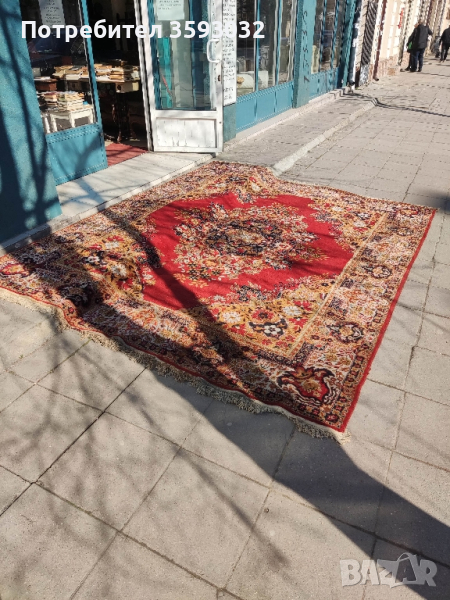 голям килим ,тип персийски , снимка 1