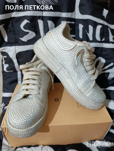 Маратонки с камъни, снимка 1