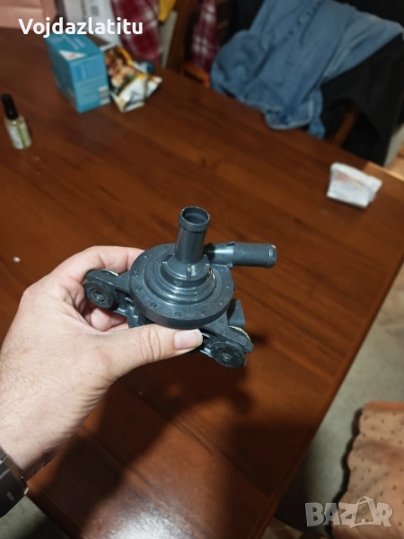 водна помпа инвертор Тойота хибрид , снимка 1