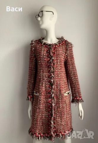 MOSCHINO оригинално палто, снимка 2 - Палта, манта - 48339960