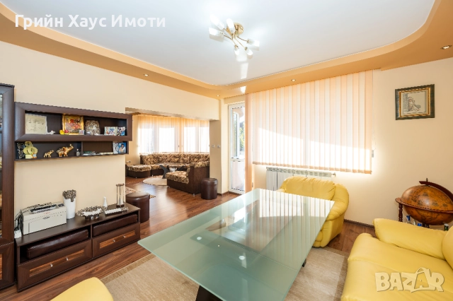 Елегантен, просторен и изключително перспективен имот в сърцето на с. Граф Игнатиево, снимка 5 - Къщи - 52485999