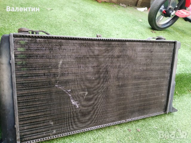 Радиатор за Ауди 80 2.0 115к.с, снимка 4 - Части - 43618506