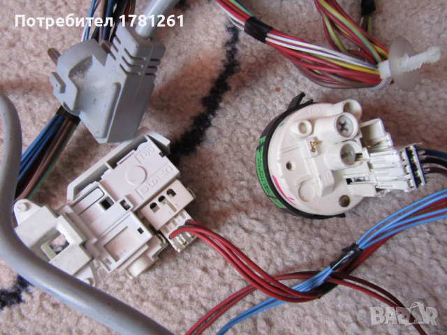 Части за пералня Hoover VT 714 D23, снимка 3 - Перални - 36543993