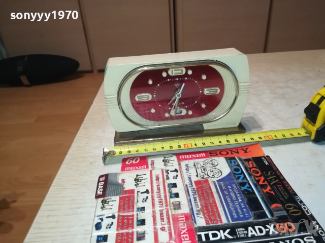 МЕХАНИЧЕН БУДИЛНИК ОТ СОЦА 2510252102, снимка 2 - Антикварни и старинни предмети - 52180602