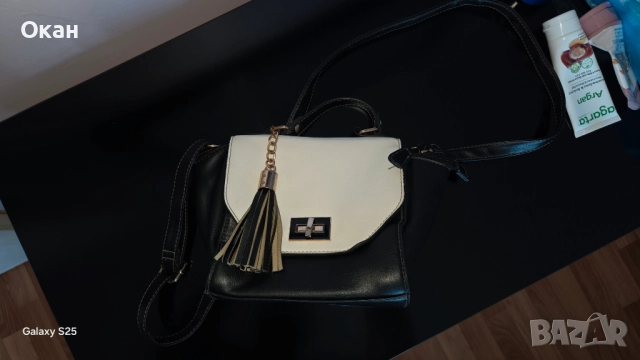 Дамска кожена чанта, снимка 2 - Чанти - 51567227