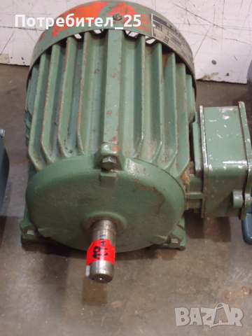 Трифазни ел.мотори 0.55KW - 1400 об/мин., снимка 3 - Електродвигатели - 52970063