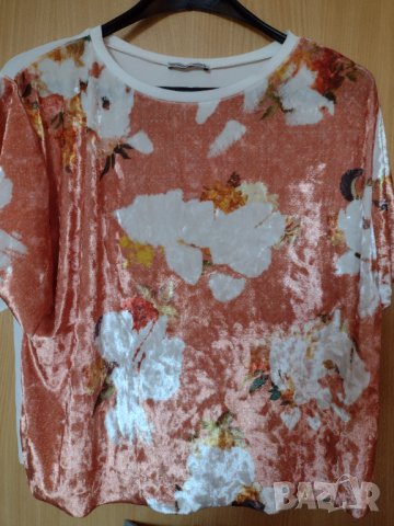 Блузка Zara M, снимка 1 - Тениски - 32810581