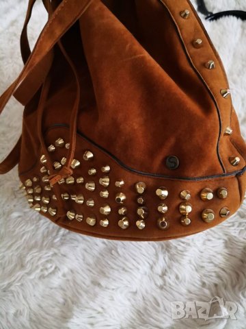 Страхотна чанта торба с връзки и златни шипчета, снимка 6 - Чанти - 36719538