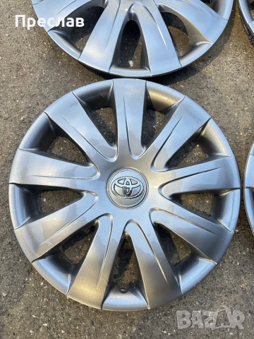 4 броя оригинални тасове за Toyota Yaris 15, снимка 2 - Аксесоари и консумативи - 52839826