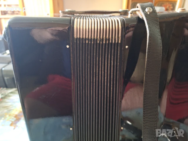Акордеон Велтмайстер Стела 60баса , снимка 9 - Акордеони - 50664499