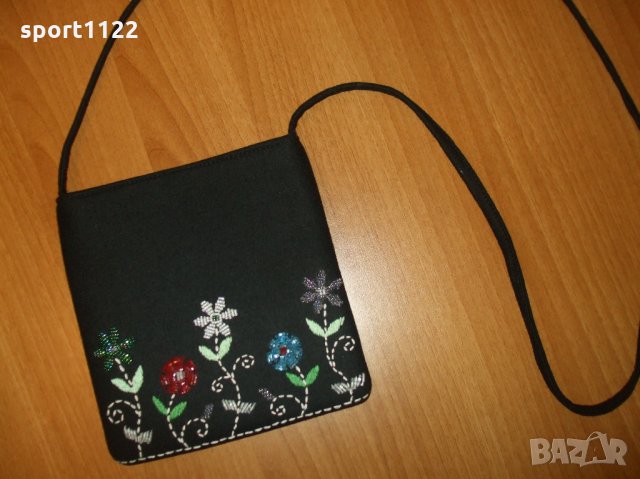 ESPRIT нова малка чантичка, снимка 3 - Чанти - 26500458