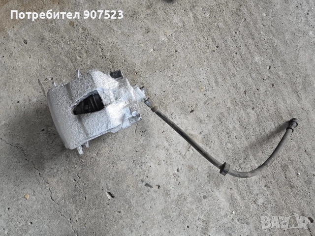 Преден ляв спирачен апарат за Фолксваген Голф 4 , снимка 2 - Части - 51712145