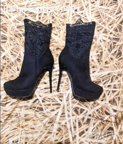 Елегантни дамски боти от висококачествен велур със тънък необлечен ток и платформа. N36 , снимка 3 - Дамски боти - 53345916