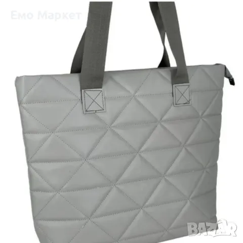 Дамска капитонирана чанта от еко к. - супер удобна подходяща за ежедневието, снимка 17 - Чанти - 49505540