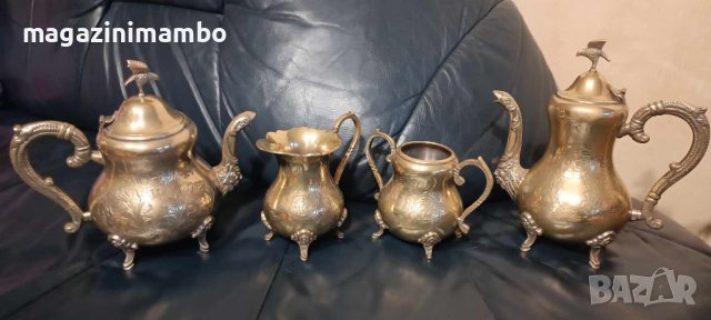 Уникален сервиз от масивен месинг