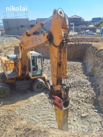 Услуги с багери изкопи чук за разбиване на бетони