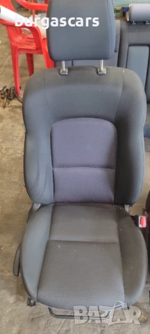 Салон Mazda 3 седан - 180лв, снимка 3 - Части - 51273268