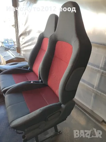 Седалки спортни оригинални Renault master, снимка 3 - Части - 48504282