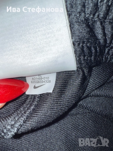 Нов спортен 100% оригинален дамски черен панталон долнище Nike nike Найк . , снимка 4 - Спортни екипи - 52778051