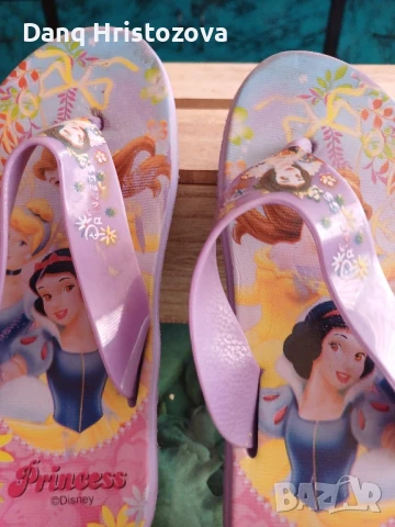 2 чифта джапанки- Ипанема и Принцеси- 35 номер, снимка 2 - Детски джапанки - 50660002