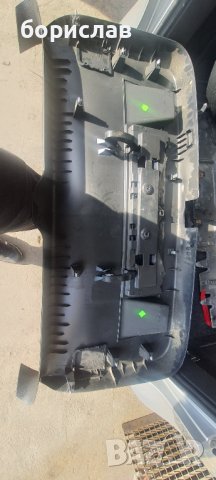 Кора пета врата за пасат б6 , снимка 2 - Части - 38128152