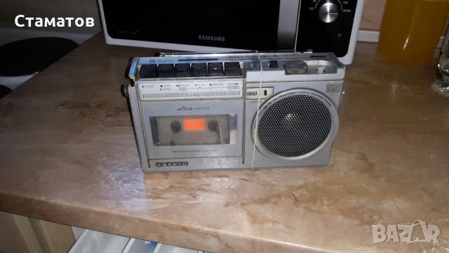 Радиокасетофон Sanyo M6400H