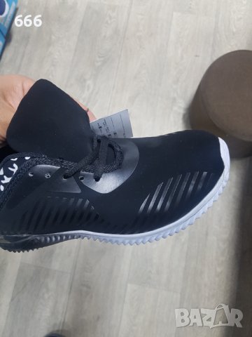 Обувки, снимка 4 - Дамски ежедневни обувки - 42995626