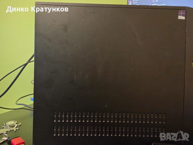 Компютър Fujitsu Esprimo P520 и монитор, снимка 5 - Геймърски - 53446269