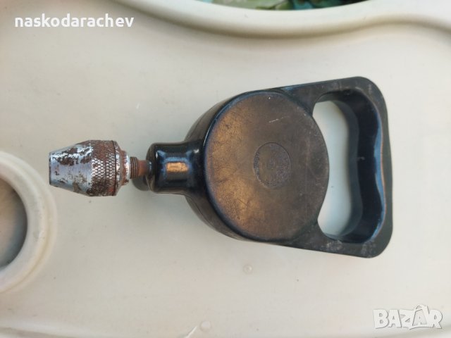 Ръчна дрелка, механична бормашина, ретро маткап, снимка 2 - Антикварни и старинни предмети - 39629152