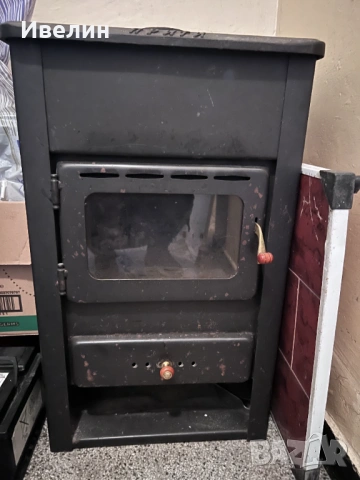 Камина Прити на дърва