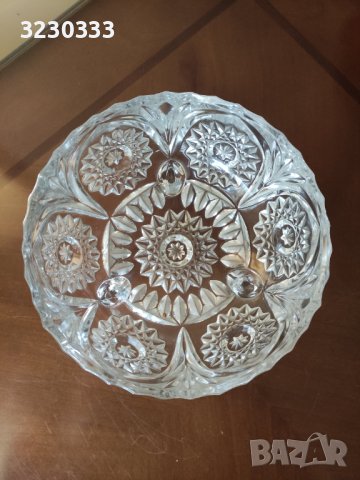 Кристална купа, снимка 3 - Прибори за хранене, готвене и сервиране - 43967032
