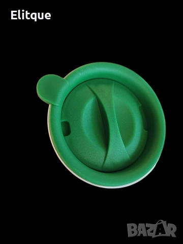 Коледна порцеланова чаша с гумен капак 15см височина , снимка 8 - Чаши - 52903920