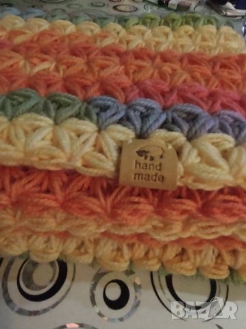 Ръчно изработено на една кука детско одеяло във свежи цветове., снимка 3 - Детски комплекти - 43869832