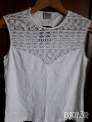 Дамска бяла блуза без ръкав с дантела отпред нова