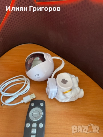 LED звездно небе лампа Astronaut, снимка 3 - Лед осветление - 51436343