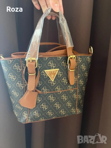Чанта реплика на Guess