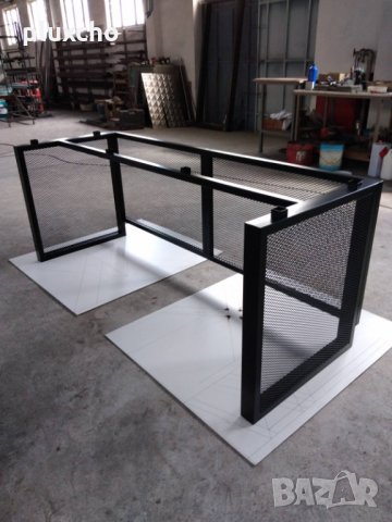 Метални крака за офис бюро с декоративна мрежа, снимка 7 - Стелажи и щандове - 33061209