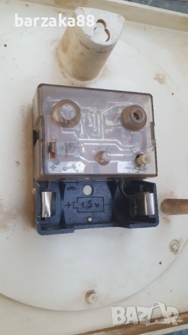 Стенен часовник Маяк Работещ, снимка 5 - Стенни часовници - 53263428