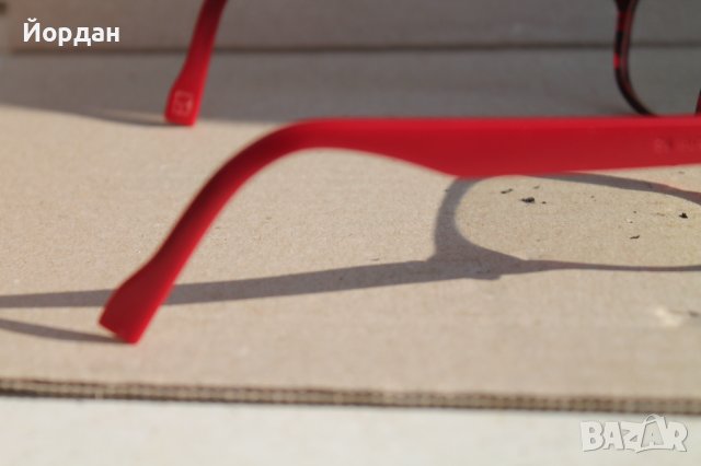 Мъжки диоптрични очила ''Hugo Boss'', снимка 10 - Слънчеви и диоптрични очила - 38334210