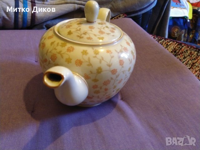 Kahla марков немски чайник от соца перфектен 500млл Н-140мм Фи 71-80 и 145мм, снимка 9 - Аксесоари за кухня - 43734336