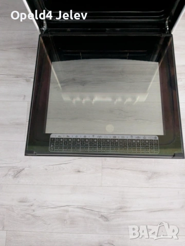 Готварска печка Indesit, снимка 4 - Печки, фурни - 53395722