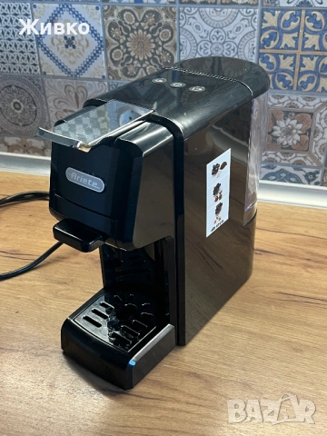 Кафемашина Ariete с капсули, снимка 4 - Кафемашини - 53054861